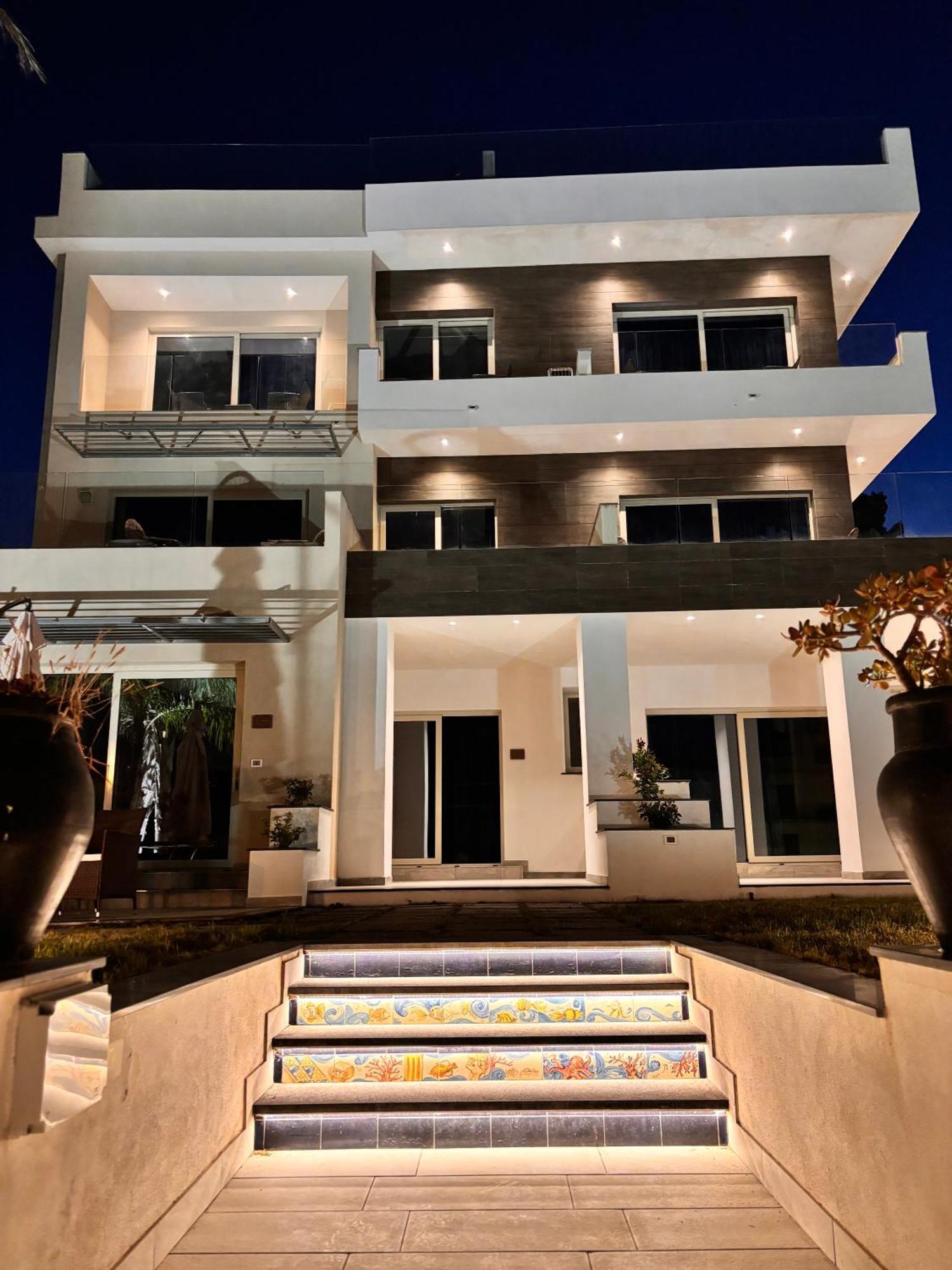 Ig - "Villa Don Antonio" Apartments Giardini Naxos Ngoại thất bức ảnh