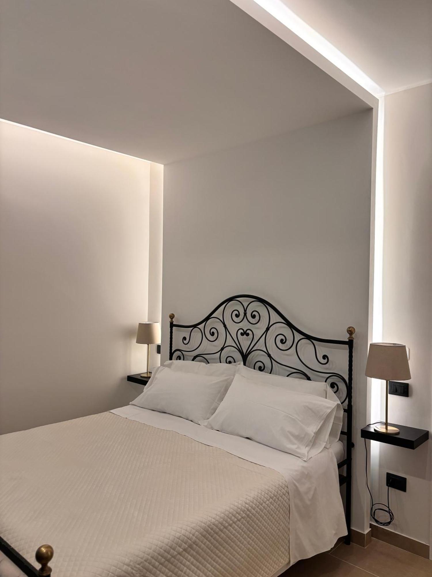 Ig - "Villa Don Antonio" Apartments Giardini Naxos Ngoại thất bức ảnh