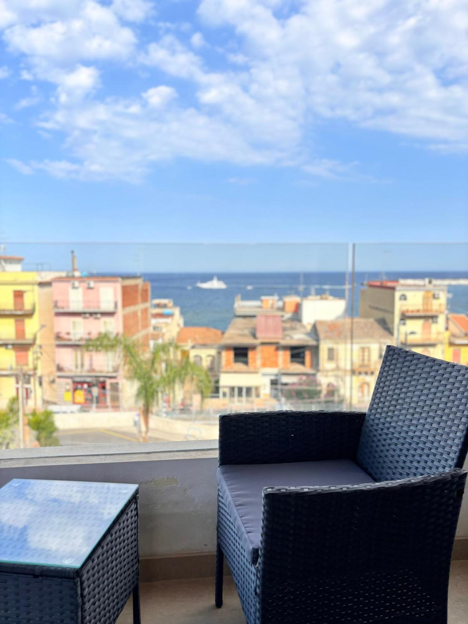 Ig - "Villa Don Antonio" Apartments Giardini Naxos Ngoại thất bức ảnh