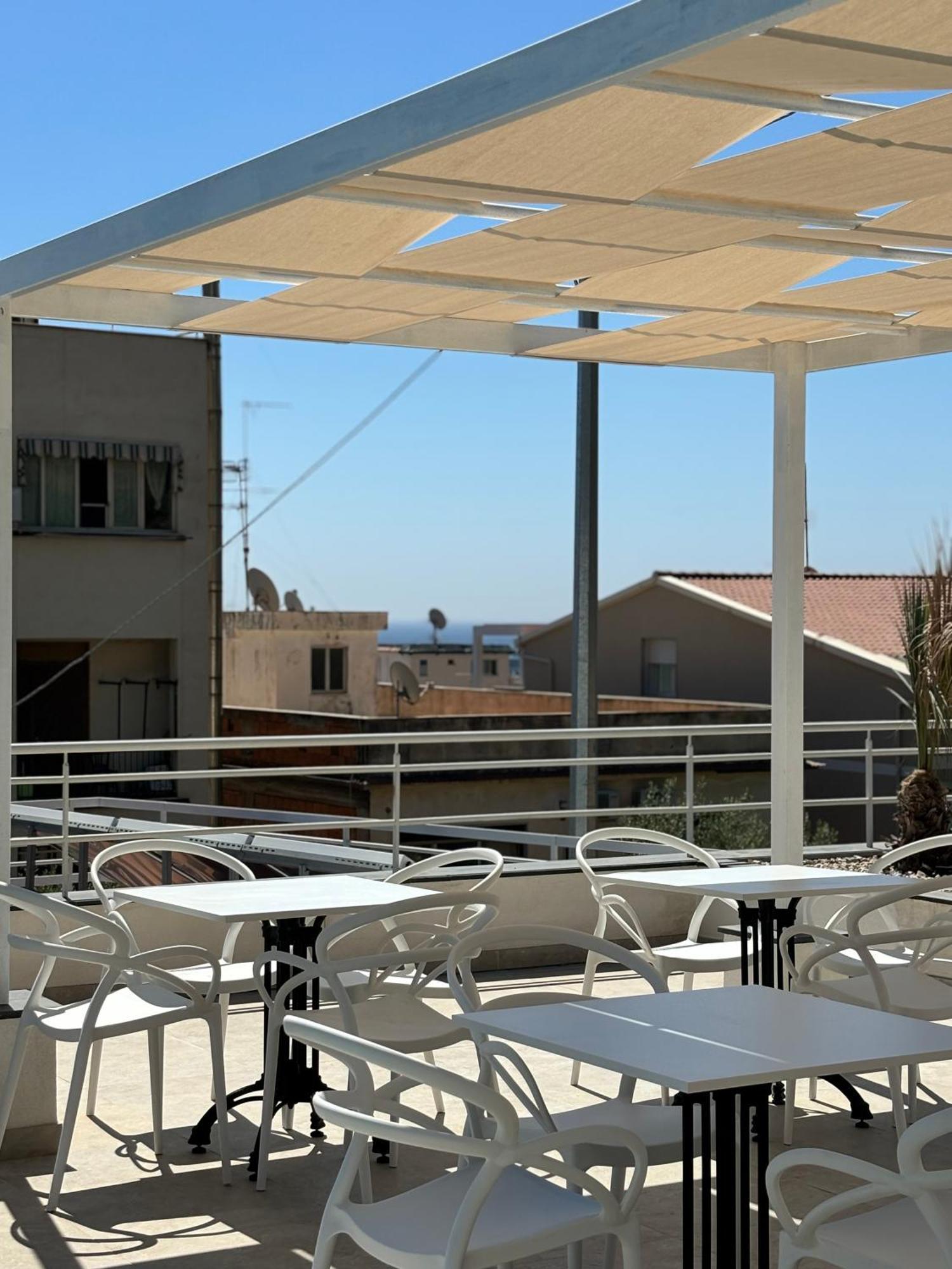 Ig - "Villa Don Antonio" Apartments Giardini Naxos Ngoại thất bức ảnh