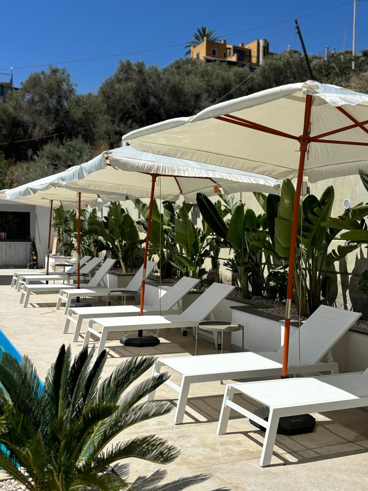 Ig - "Villa Don Antonio" Apartments Giardini Naxos Ngoại thất bức ảnh